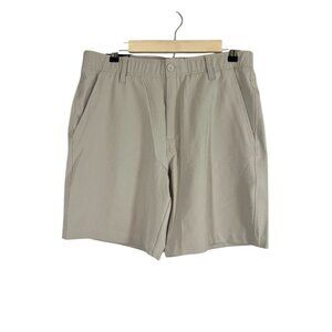 Under Armour Shorts 34" Tan Flat Front Neutral School Uniform Golf Summer Preppy